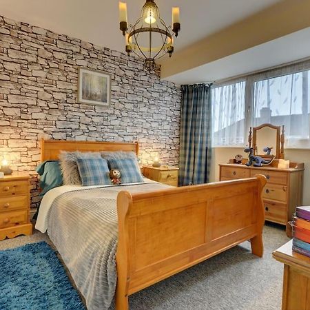Ferienwohnung Hagrid'S Hut Watford  Exterior foto