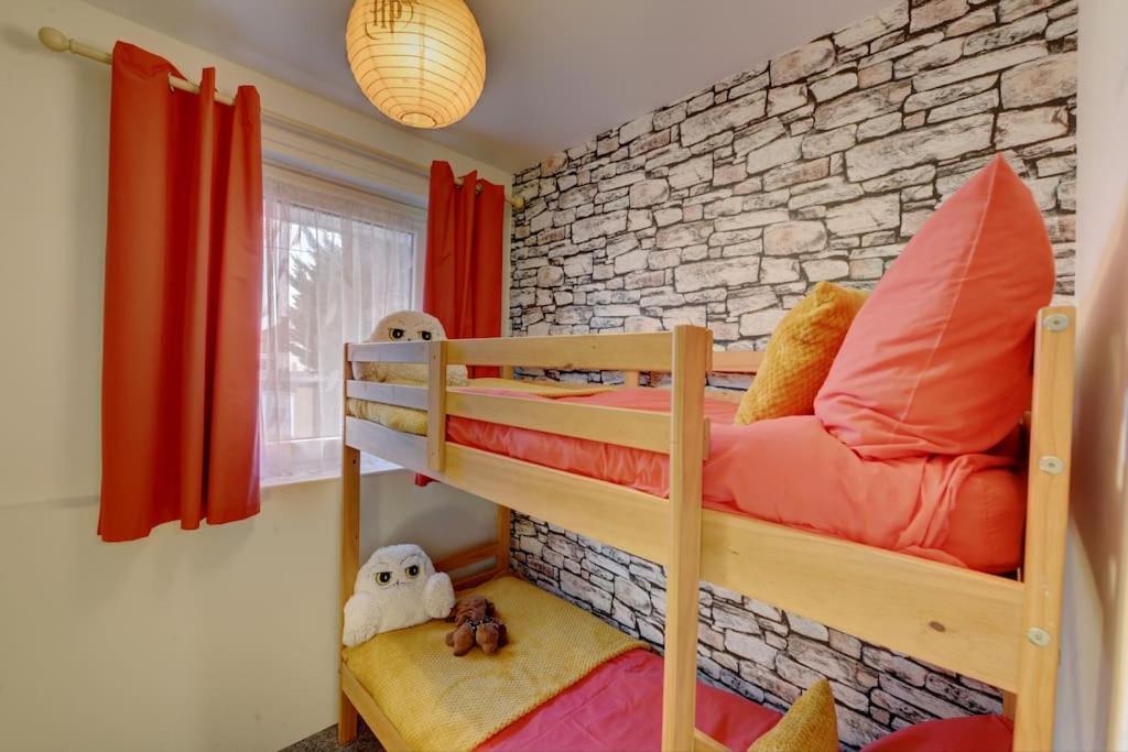 Ferienwohnung Hagrid'S Hut Watford  Exterior foto