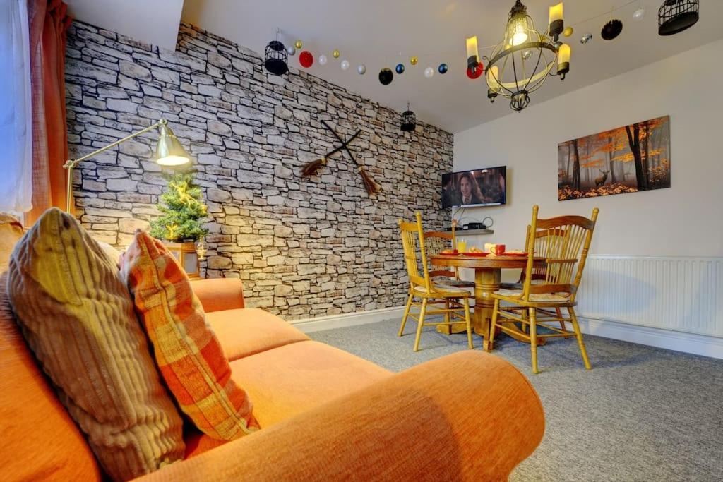 Ferienwohnung Hagrid'S Hut Watford  Exterior foto