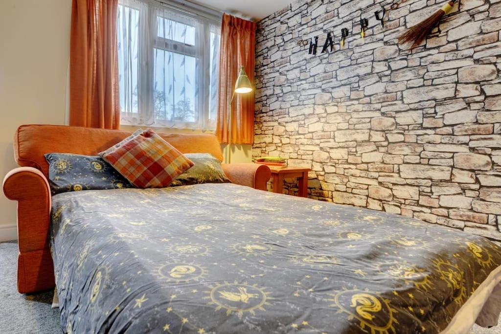 Ferienwohnung Hagrid'S Hut Watford  Exterior foto