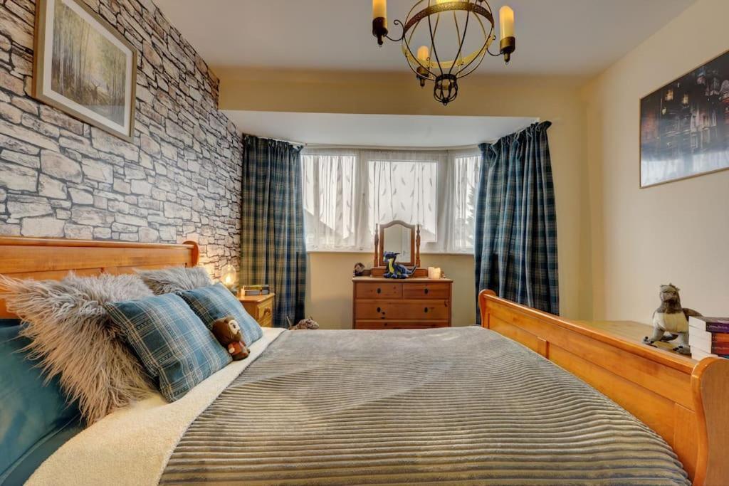 Ferienwohnung Hagrid'S Hut Watford  Exterior foto